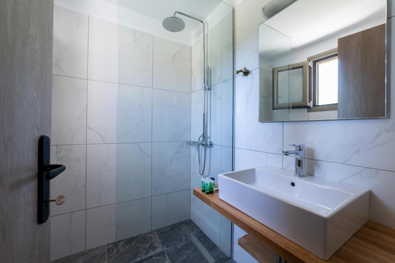 Sky View Suites Kefalonia Vóvikes Exteriér fotografie